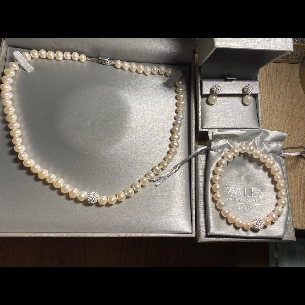 Pearl Necklace set
